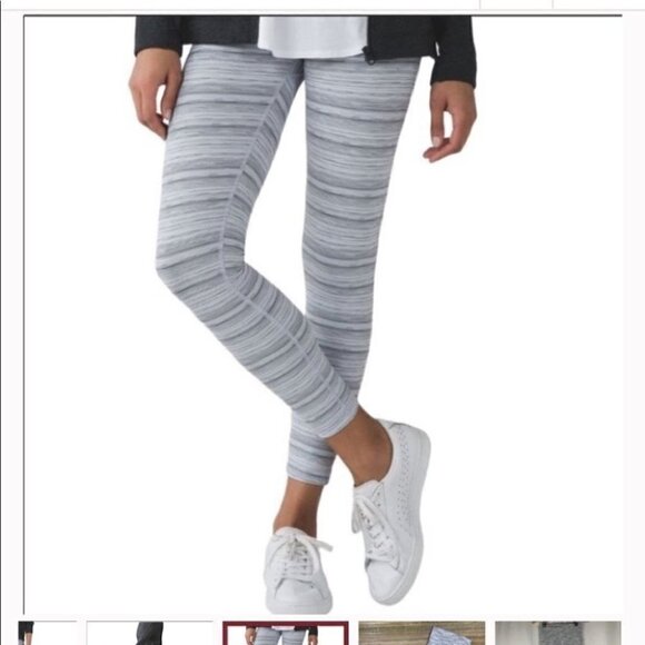 LULULEMON High Times PantCyber Stripe White Silver Fox sz 4 - Picture 1 of 10